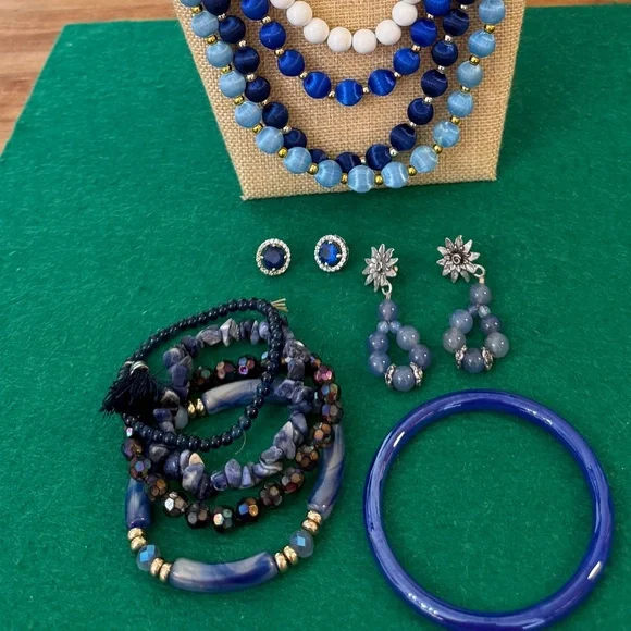12 Blue Pieces Artisan and Vintage Jewelry Bundle - Picture 7 of 7